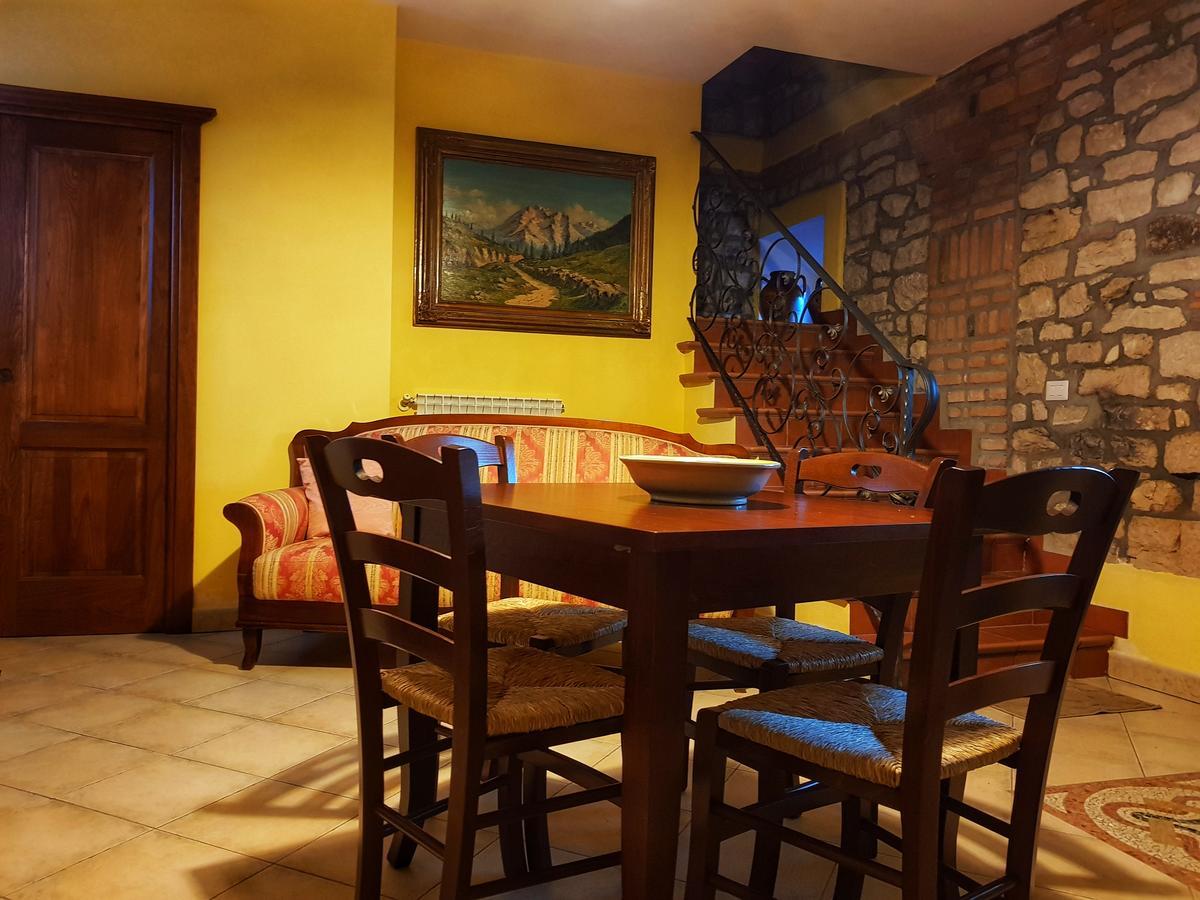 La Taverna Morcone Exterior foto